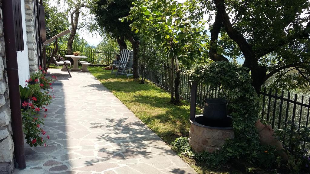 Il Pozzo Apartment Marone Ngoại thất bức ảnh
